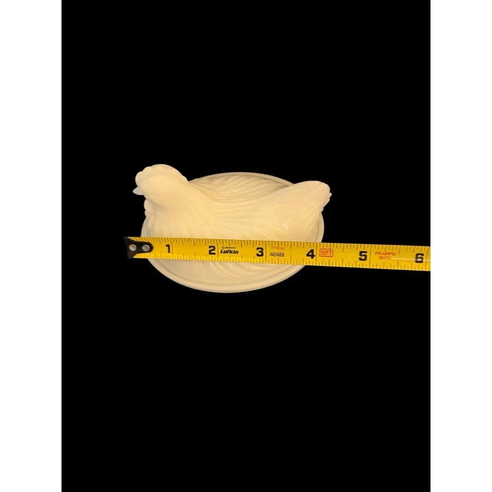 Vintage White Milk Glass Hen On Nest Medium Basket Candy Dish 4